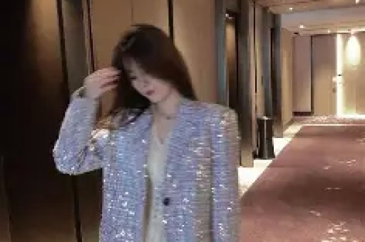 顶级网红美女！G级漫画身材谁能不迷糊？